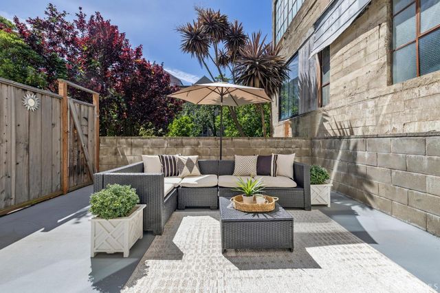 2412 Harrison Street 108, San Francisco, CA 94110