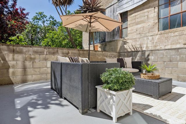 2412 Harrison Street 108, San Francisco, CA 94110