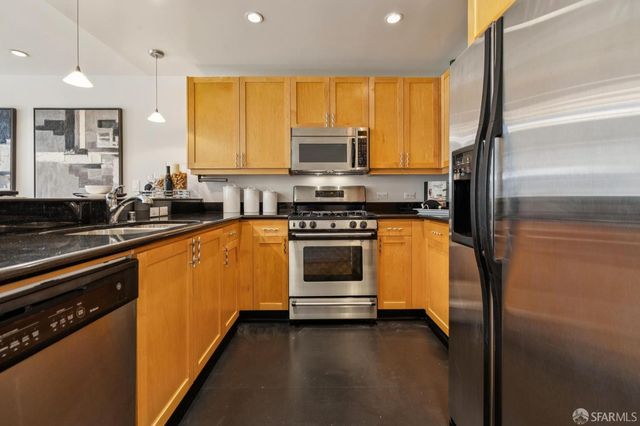 2412 Harrison Street 108, San Francisco, CA 94110