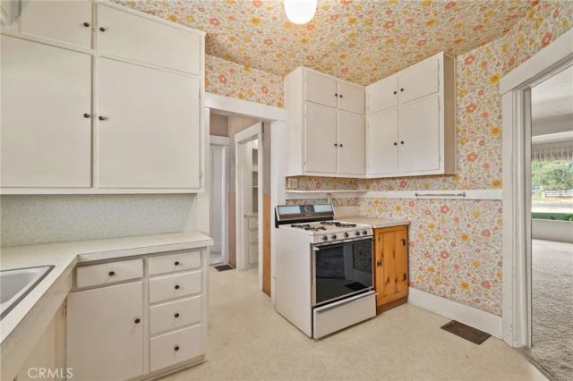 35209 Avenue E, Yucaipa, CA 92399