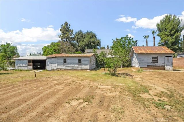 35209 Avenue E, Yucaipa, CA 92399