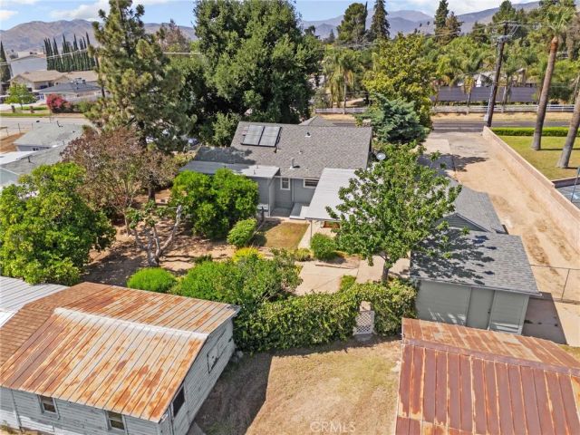 35209 Avenue E, Yucaipa, CA 92399