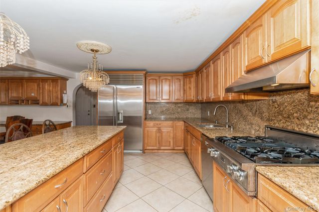 1510 Grand Avenue, North Baldwin, NY 11510