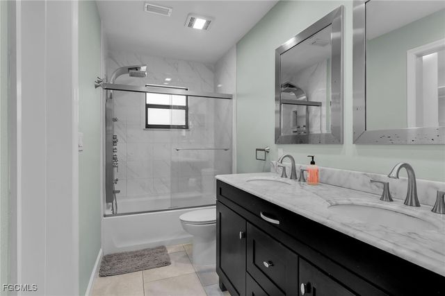 102 SE 42nd ST, Cape Coral, FL 33904