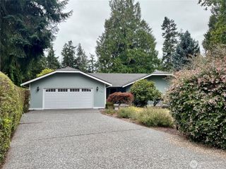 145 Fairway Pl, Sequim, WA 98382