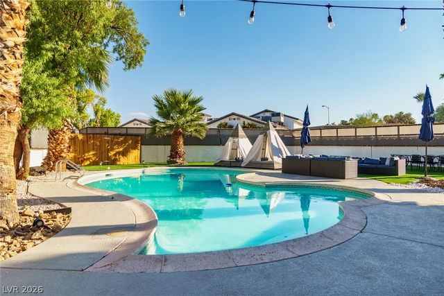 3080 Garnet Court, Las Vegas, NV 89121