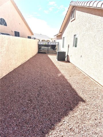 1929 E Emerald Lake Drive, Fort Mohave, AZ 86426