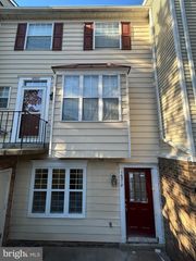 16318 TACONIC CIR, Dumfries, VA 22025