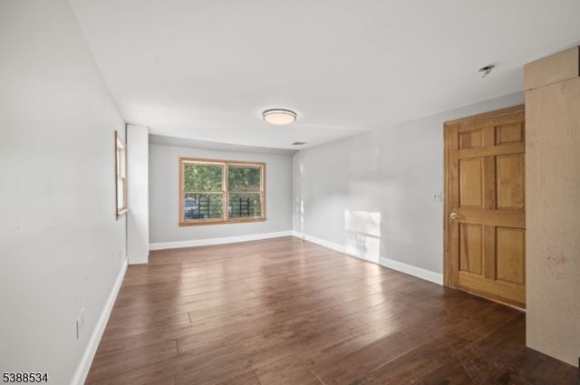 136 Haroldson Pl, Pompton Lakes Boro, NJ 07442