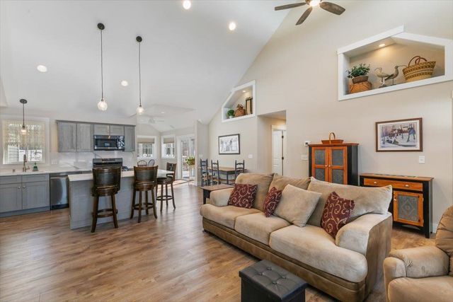 145 Gristmill Road, Fremont, NH 03044