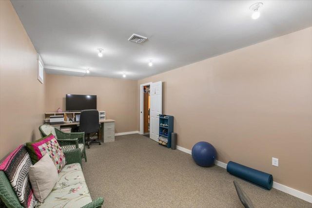 145 Gristmill Road, Fremont, NH 03044