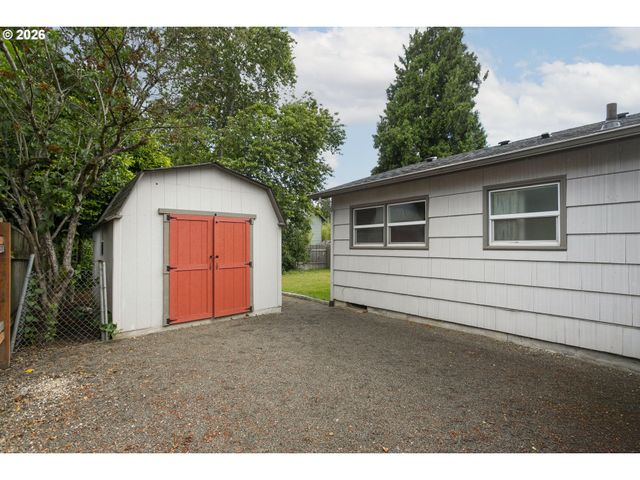 2811 N ARLINGTON Pl, Portland, OR 97217