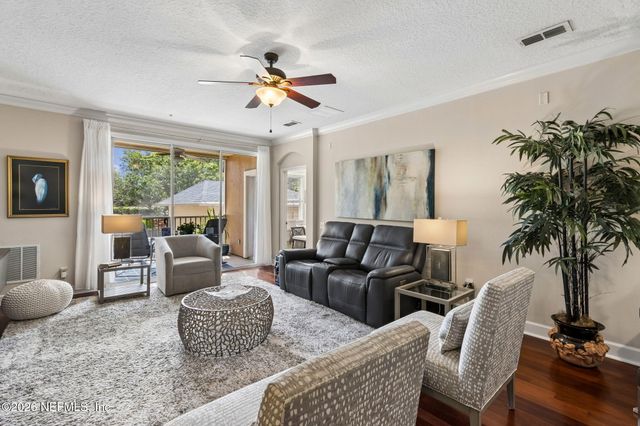 4480 DEERWOOD LAKE Parkway 626, Jacksonville, FL 32216