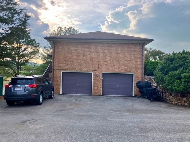 189 Westridge DR, Daleville, VA 24083