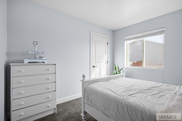 5380 E Buchanan Avenue, Iona, ID 83427