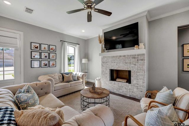 11308 Lindsey Garden Dr., Tyler, TX 75709