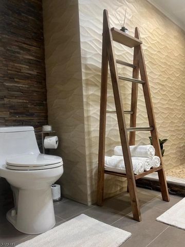 205 Davis Ave, Hackensack City, NJ 07601