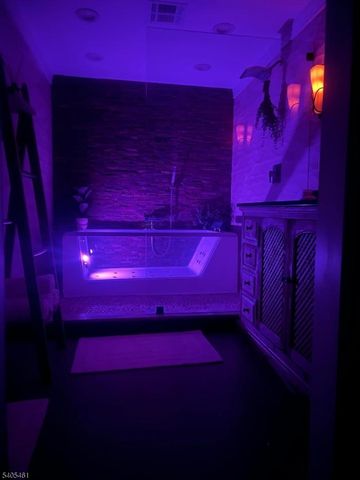 205 Davis Ave, Hackensack City, NJ 07601