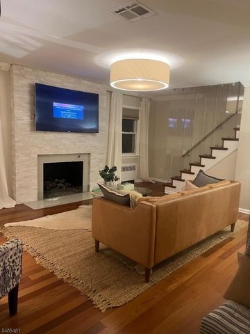 205 Davis Ave, Hackensack City, NJ 07601