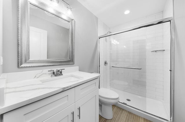 2004 Oldfield Road, Darien, IL 60561