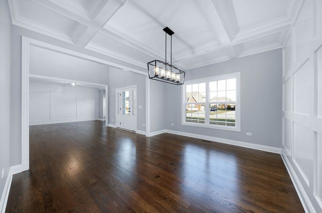 2004 Oldfield Road, Darien, IL 60561