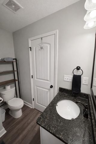 113 Thorn Creek Dr, Gaffney, SC 29341