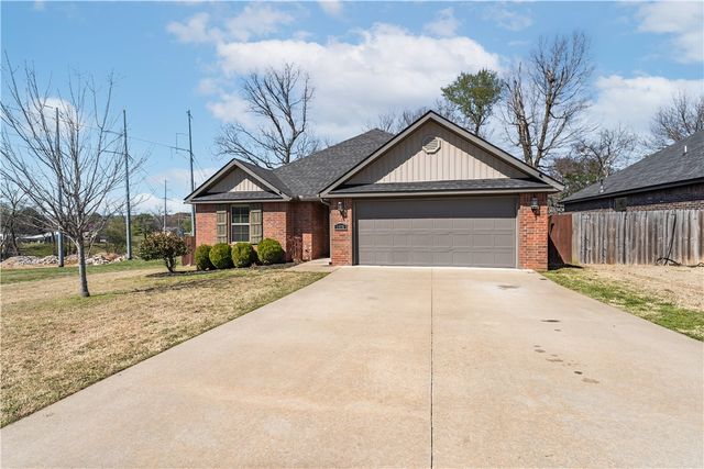 4974 Talon Trail, Fayetteville, AR 72701