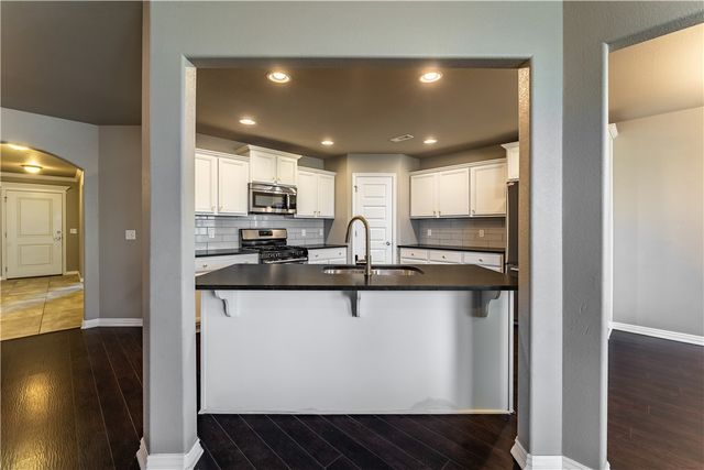 4974 Talon Trail, Fayetteville, AR 72701
