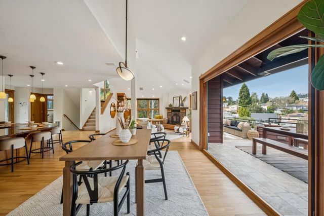 854 LEO WAY, Oakland, CA 94611