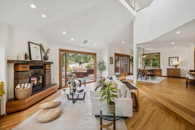 854 LEO WAY, Oakland, CA 94611