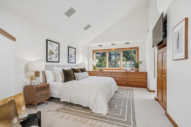 854 LEO WAY, Oakland, CA 94611