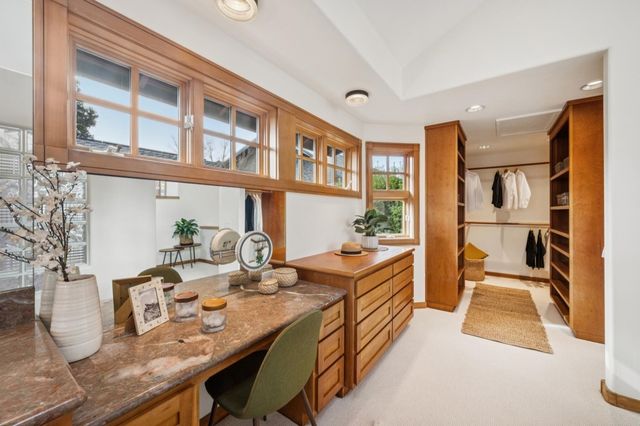 854 LEO WAY, Oakland, CA 94611