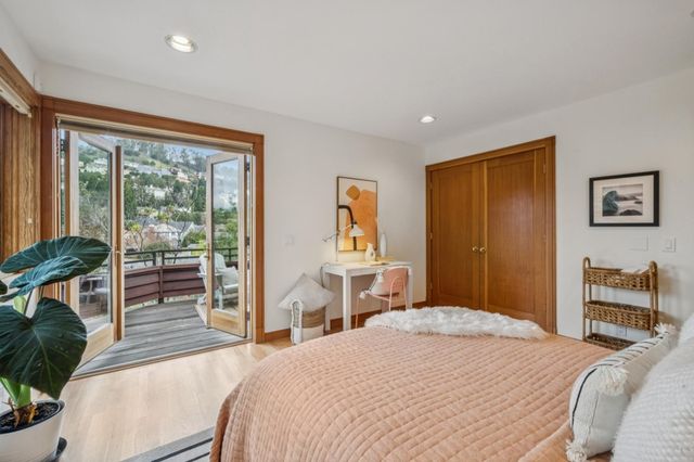 854 LEO WAY, Oakland, CA 94611