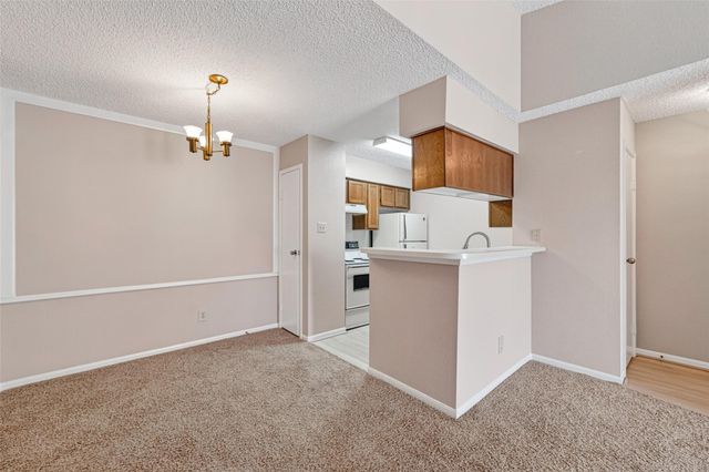 12550 Whittington Drive 610, Houston, TX 77077