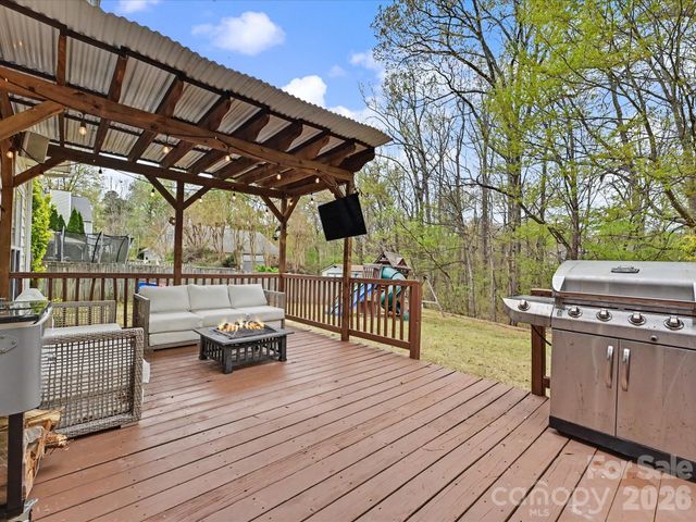 6315 Revlock Court, Charlotte, NC 28226