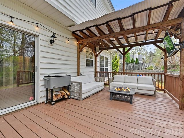 6315 Revlock Court, Charlotte, NC 28226
