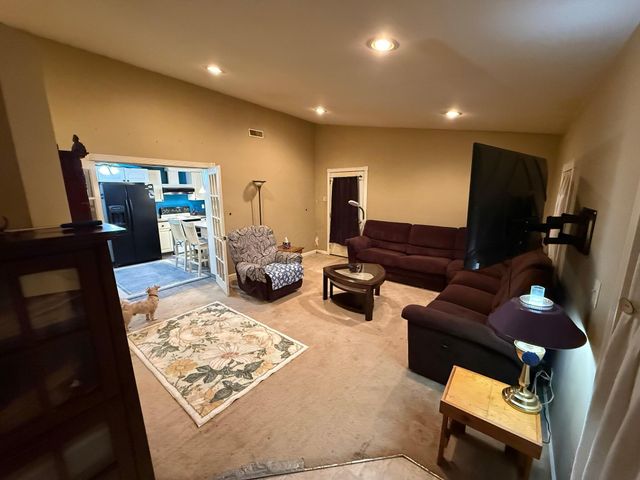 2648 Valleyview Drive, Columbus, OH 43204