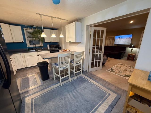 2648 Valleyview Drive, Columbus, OH 43204