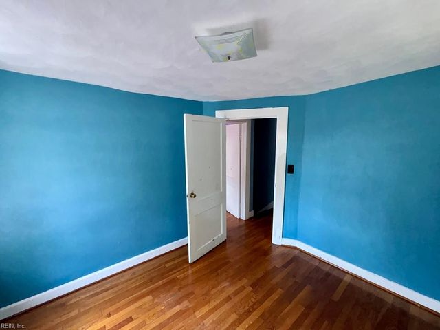 1307 Perry ST, Chesapeake, VA 23324