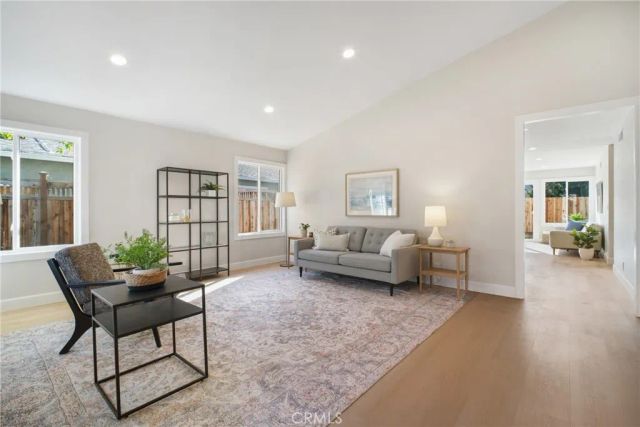 332 Oakberry Way, San Jose, CA 95123