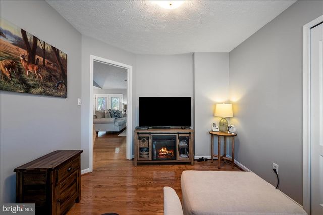 130 MILL RACE DR, Winchester, VA 22602