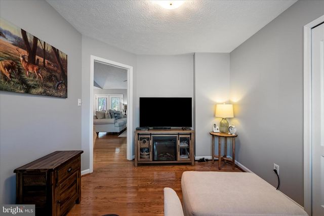 130 MILL RACE DR, Winchester, VA 22602