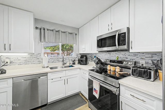 410 N 56TH Place, Mesa, AZ 85205