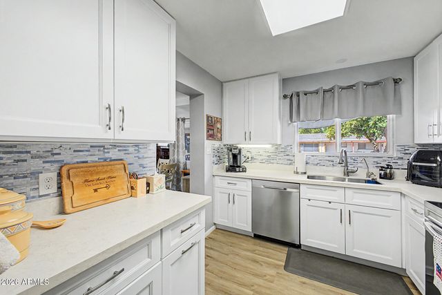 410 N 56TH Place, Mesa, AZ 85205