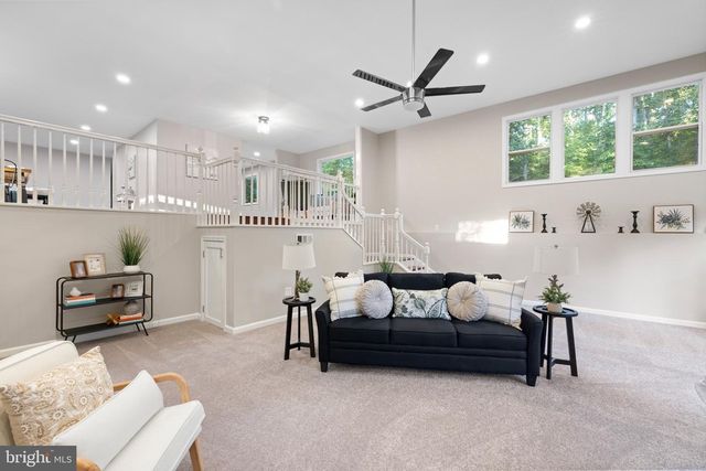 194 BLACK CUB RUN LN, Harpers Ferry, WV 25425