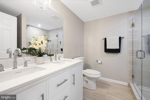 194 BLACK CUB RUN LN, Harpers Ferry, WV 25425