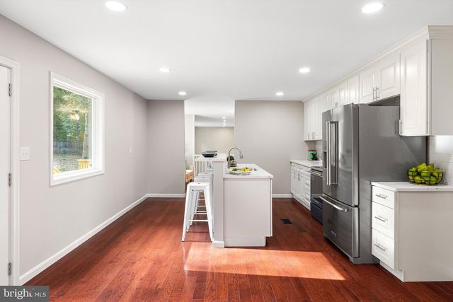 194 BLACK CUB RUN LN, Harpers Ferry, WV 25425