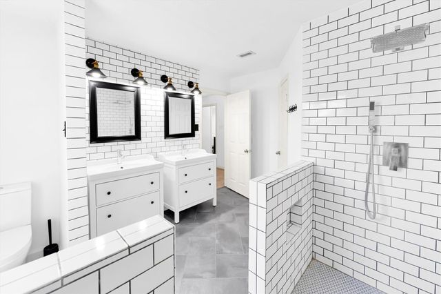 14 Hawkseye Place, The Woodlands, TX 77381