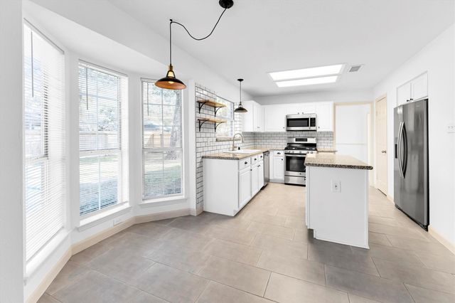 14 Hawkseye Place, The Woodlands, TX 77381