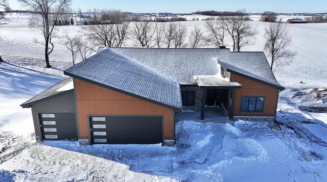 1300 Moll Drive, Waunakee, WI 53597